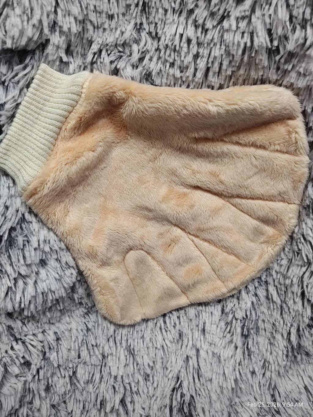 Bonding No-Bite Super Soft Fleece Glove for Small Pets – Cozy Comfort by PNC Family Finds